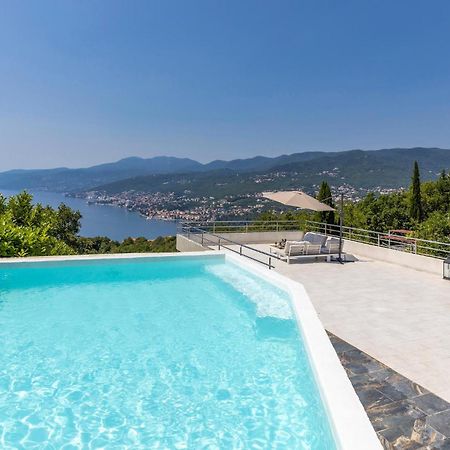 Amazing Apartment In Rijeka With Wifi Ngoại thất bức ảnh