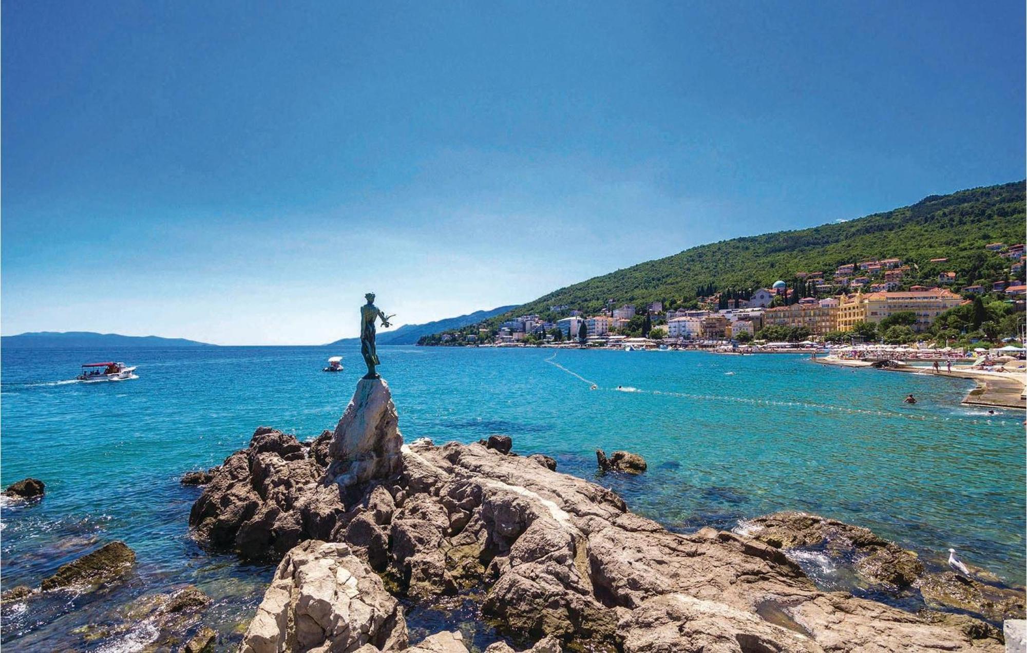 Amazing Apartment In Rijeka With Wifi Ngoại thất bức ảnh